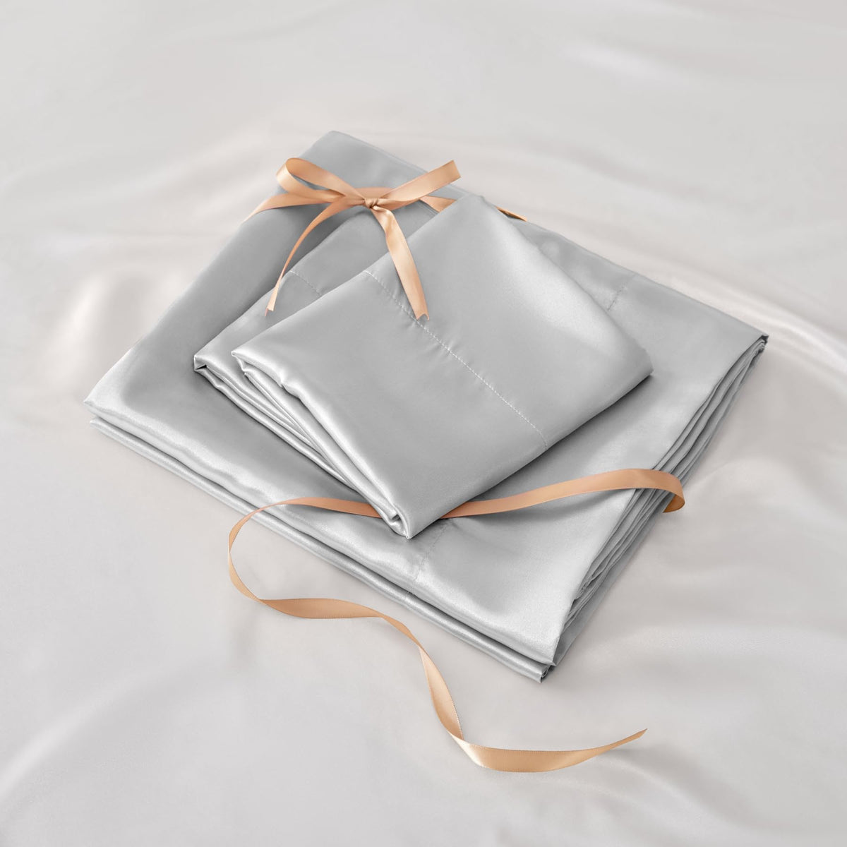 Buy 2 Free Shipping❄️ Turn Any Mattress Into a Cool, Silky Sleep Experience