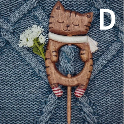 🐾Wooden Animal Brooches