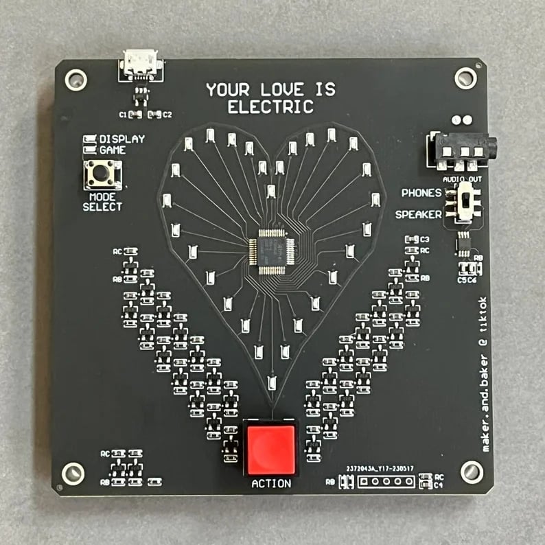 💞Circuit's Arcade Game: Your Love is Electric🎁