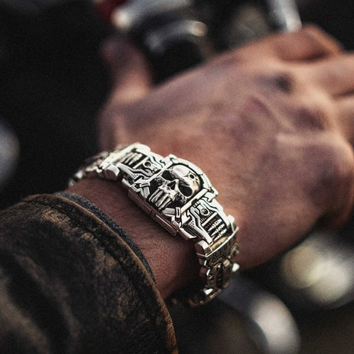 🔥Last 4 hours Sale: Save 50% -Armed Forces Destiny Struggle Skull Interlock Silver Bracelet