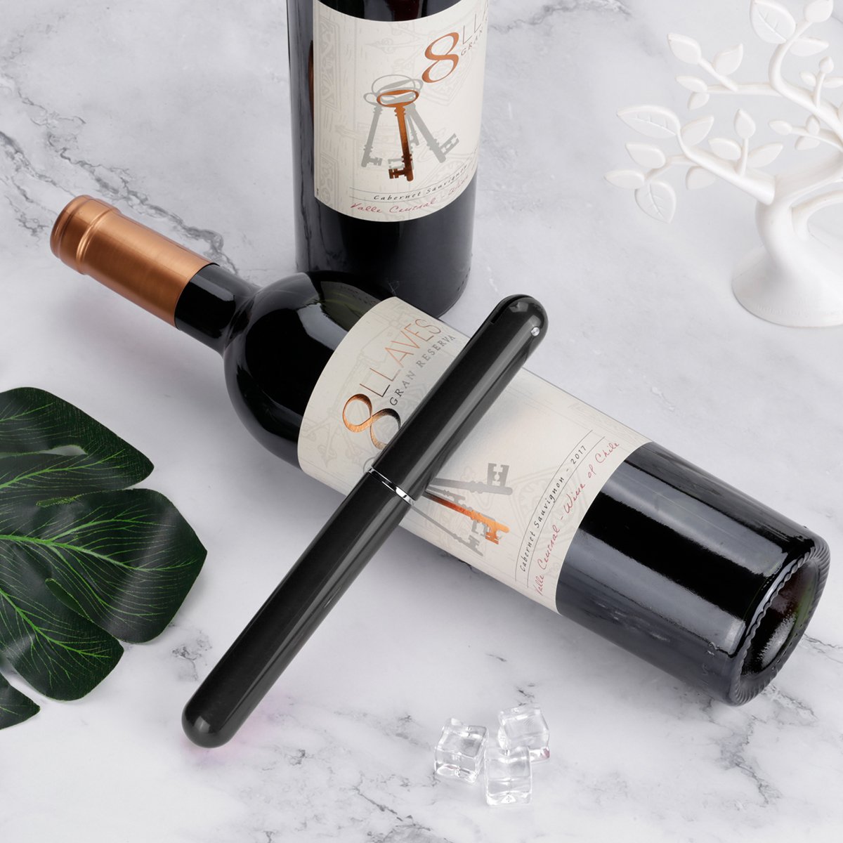Air pressure wine corkscrew