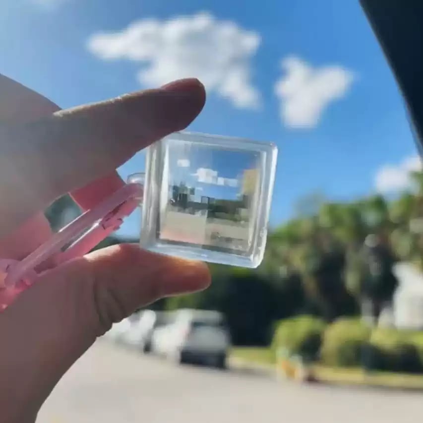 🔥Last 4 hours Sale: Save 50% -📷Crystal Pixel Filter Stone Keychain