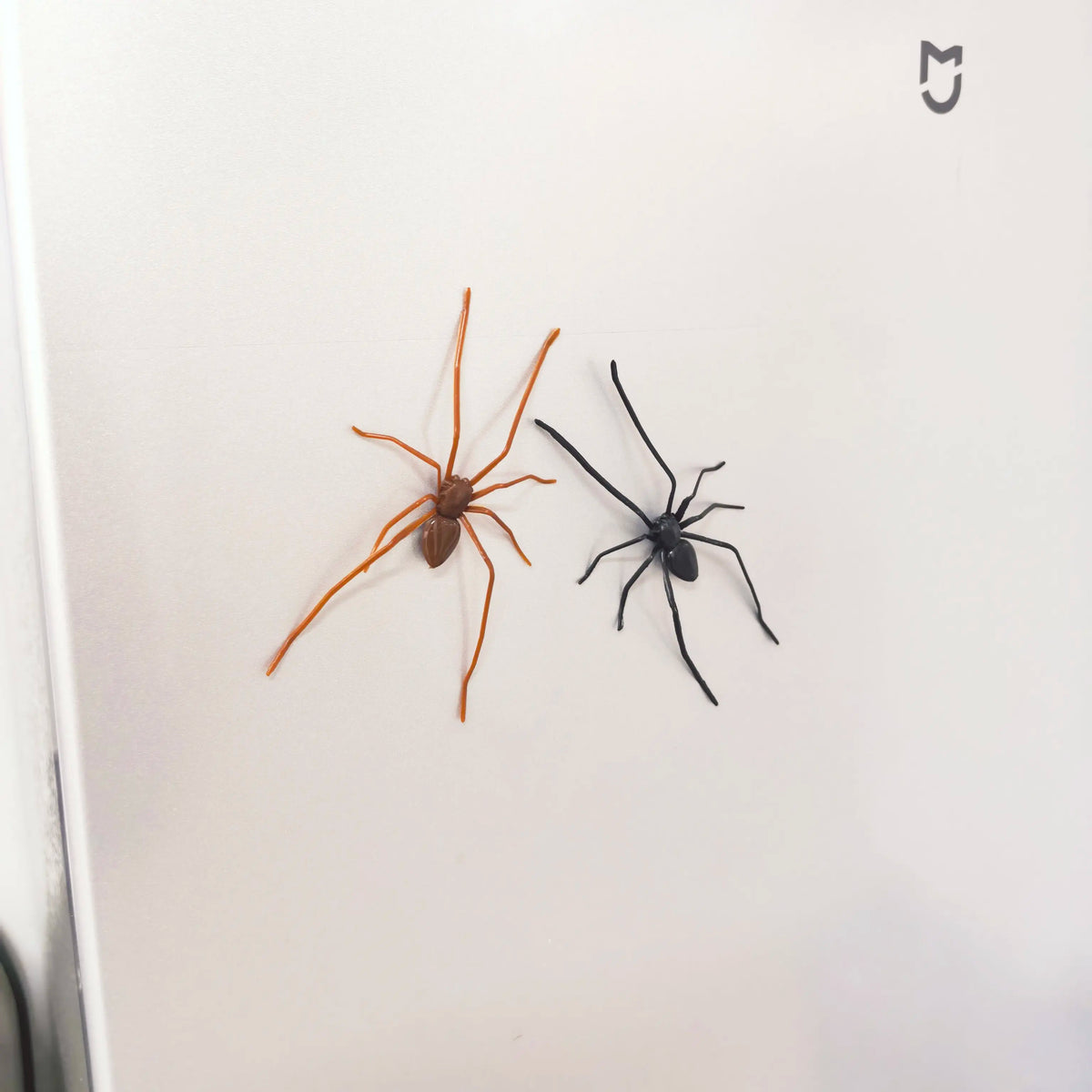 Spider Fridge Magnet🎁Realistic Spider Magnets, for Refrigerator, Garage Door, or Car