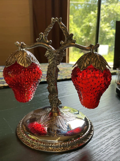 🍓 1960s Vintage Strawberry Salt & Pepper Shaker Set