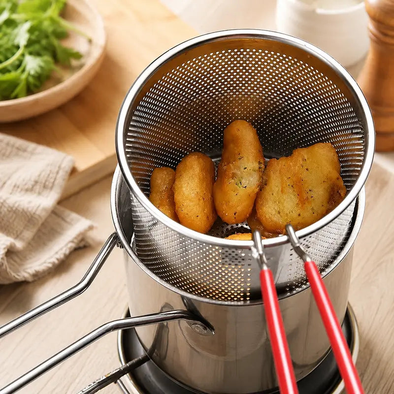 🔥Last Day 50% OFF - 🍟🏅🍟Personal Mini Deep Fryer Set – Stainless Steel Pot with Lift-Out Draining Basket & Food Tongs