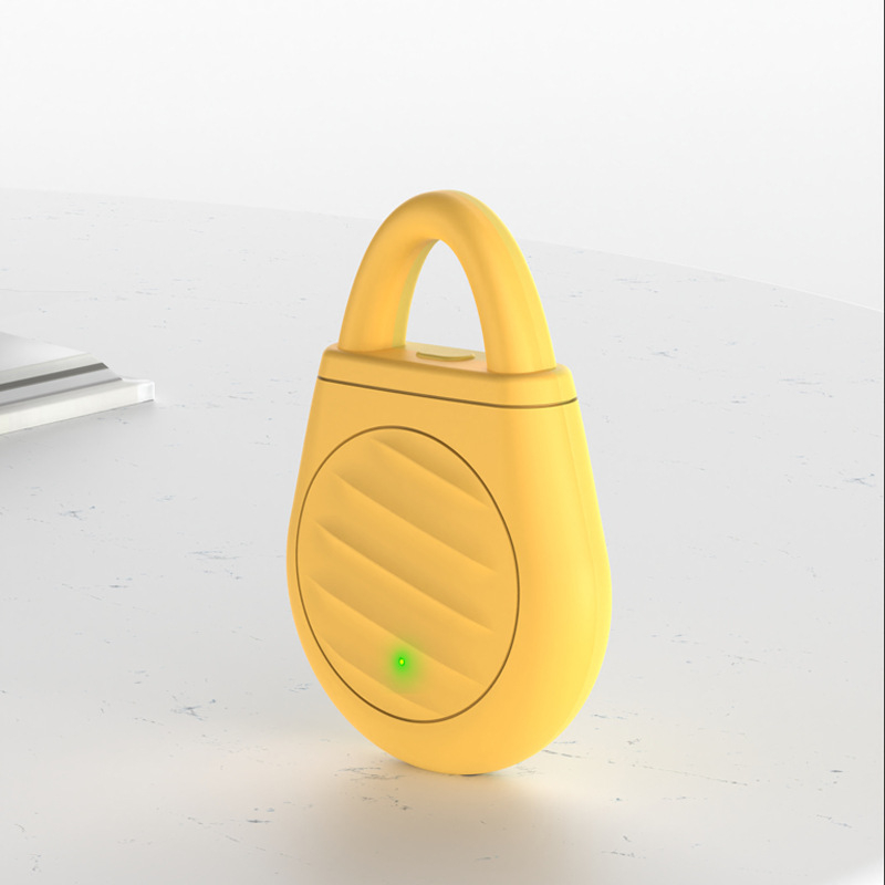 🔥Limited time offer！🐦No more trouble from birds, beasts and locusts！Portable Ultrasonic Bird Repellent Keychain