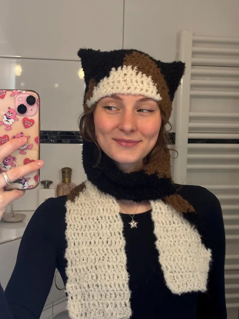 🔥Last Day 50% OFF - 🐾🧶Cozy Up with the Adorable Calico Cat Crochet Scarf