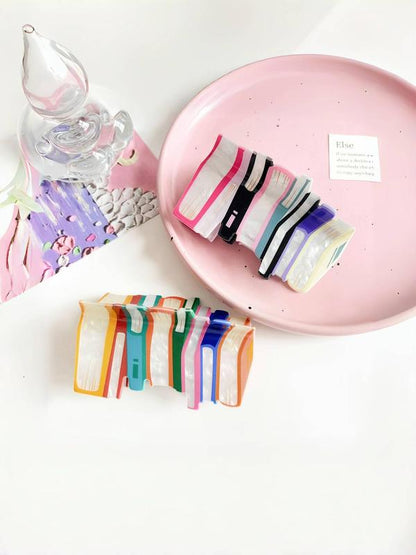 ✨LAST DAY ONLY 49% OFF🔥  Book Pattern Hair Claw