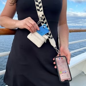 Phone Strap with Zippered Pouch💖Beautiful💖Comfortable💖Adjustable