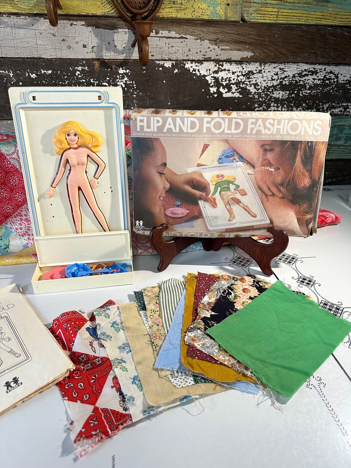 🔥Last 4 hours Sale: Save 49%- Vintage 1981 Flip and Fold Fashions