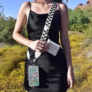 Phone Strap with Zippered Pouch💖Beautiful💖Comfortable💖Adjustable