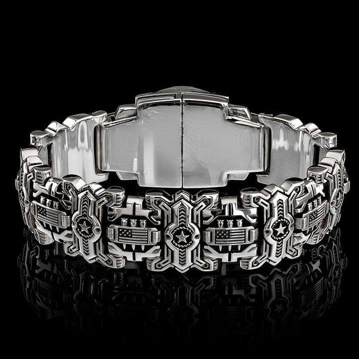 🔥Last 4 hours Sale: Save 50% -Armed Forces Destiny Struggle Skull Interlock Silver Bracelet