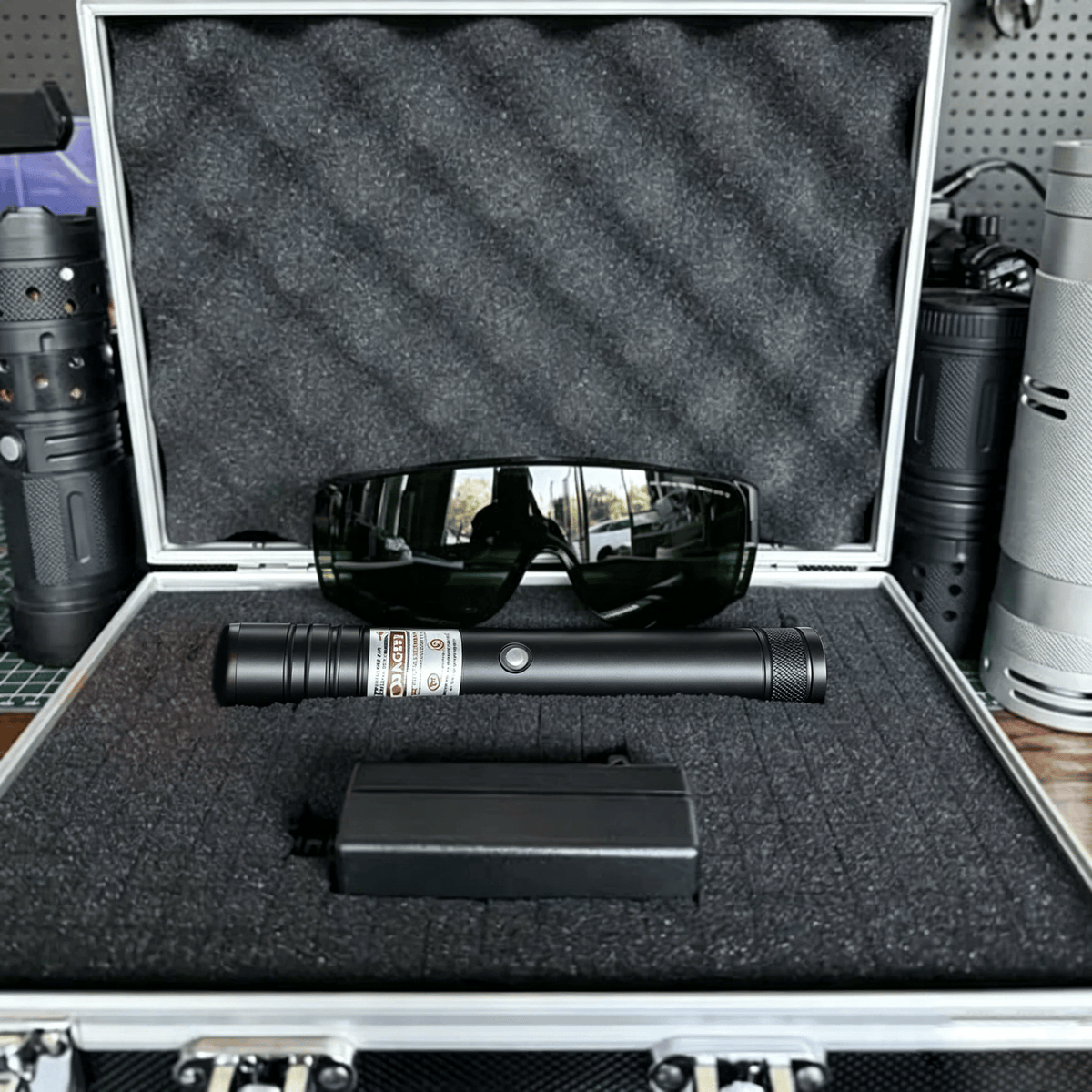 🔥 2026 New Design 120W 900-1100NM Powerful IR Laser Pointer