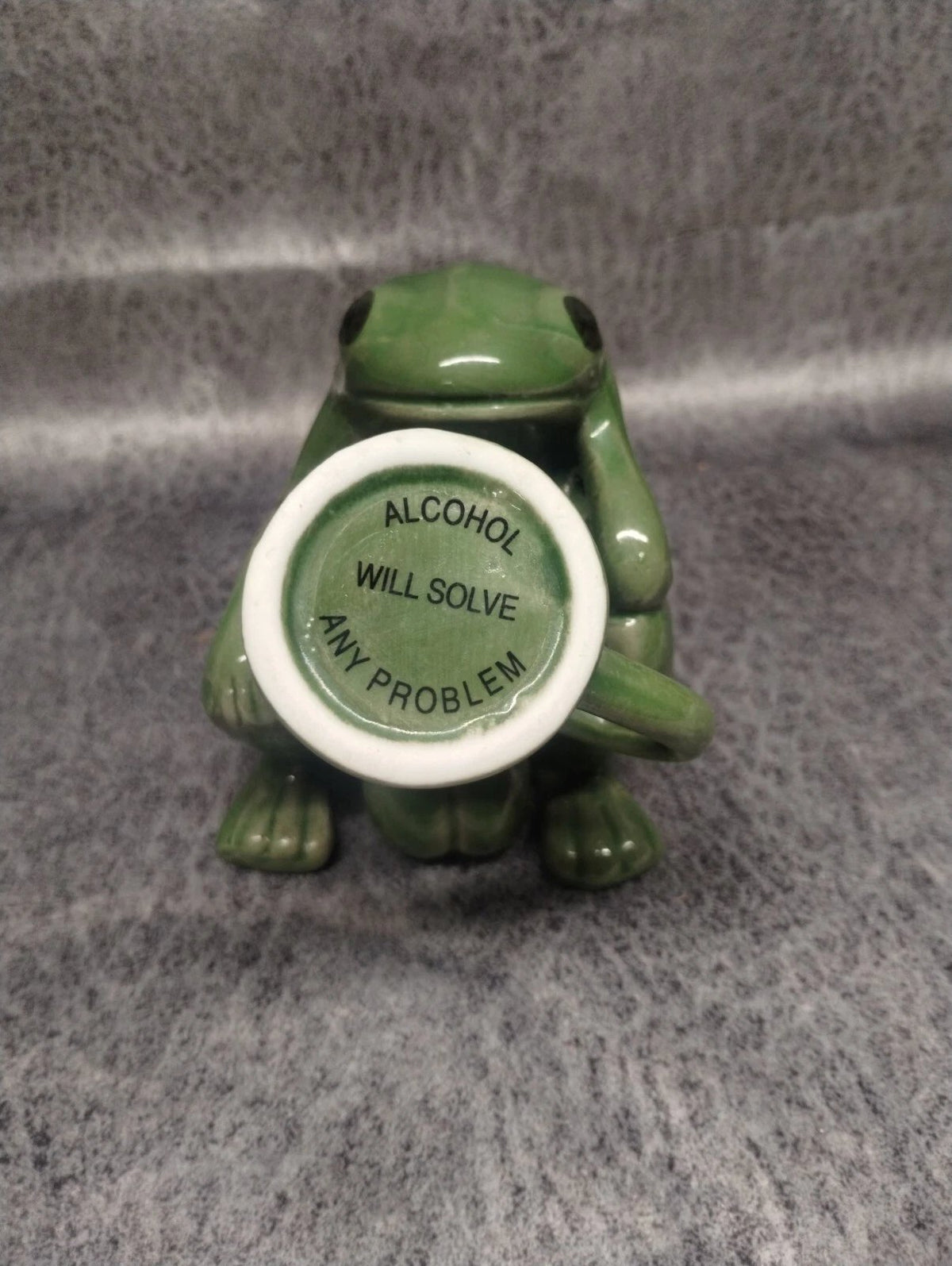 🔥Last Day 49% OFF - 🐸Antique Ceramic Naughty Frog Shot Glass Holder