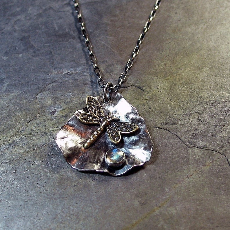 ⏰Historical Lowest Price: Save 49% -Vintage Dragonfly Shell Necklace