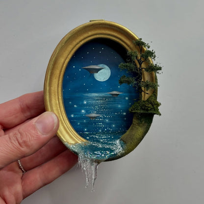 🔥LAST DAY 49% OFF - 👽🛸 Handmade UFO Diorama Art Sculpture