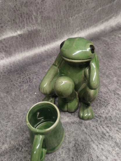 🔥Last Day 49% OFF - 🐸Antique Ceramic Naughty Frog Shot Glass Holder