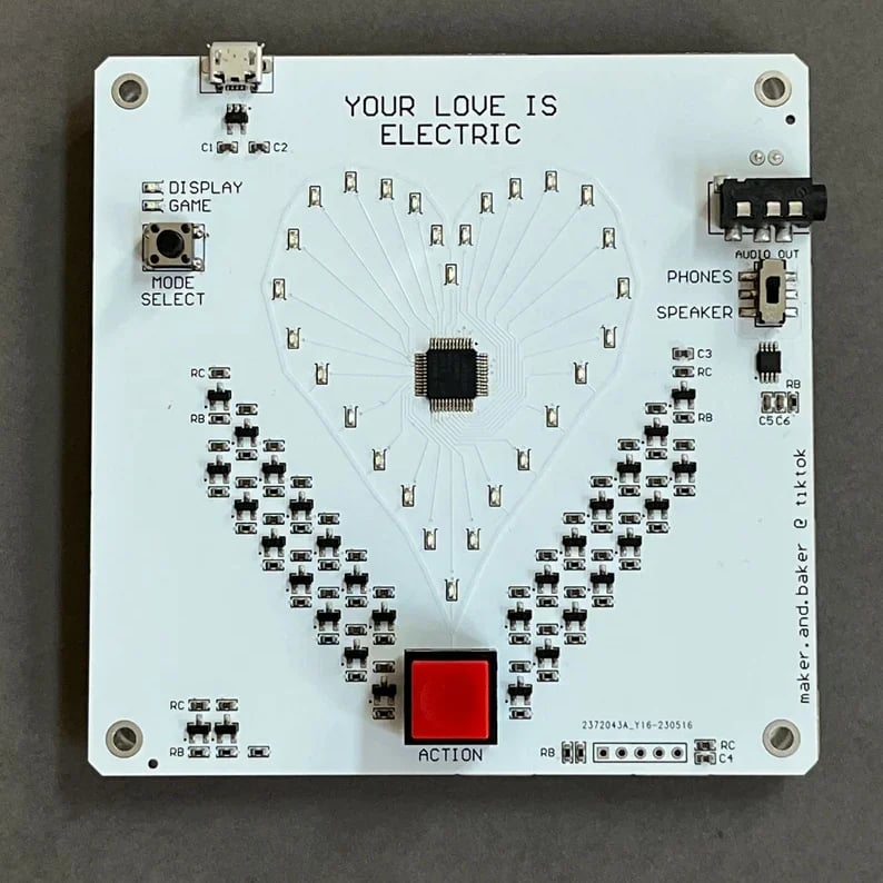 💞Circuit's Arcade Game: Your Love is Electric🎁