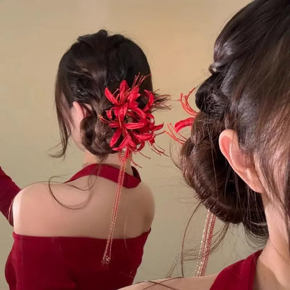 🔥Last Day 49% OFF - 🌹🔥Gothic Red Spider Lily Flower Hair Clips with Tassel