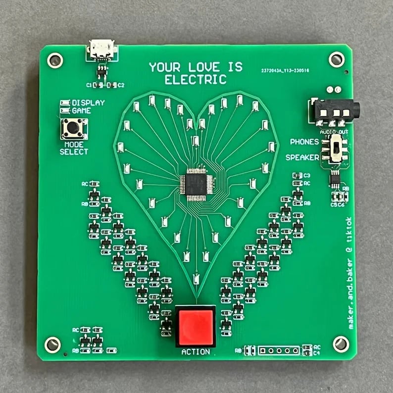 💞Circuit's Arcade Game: Your Love is Electric🎁