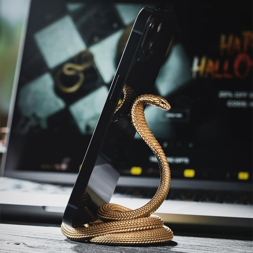 🔥Golden cobra cell phone holder