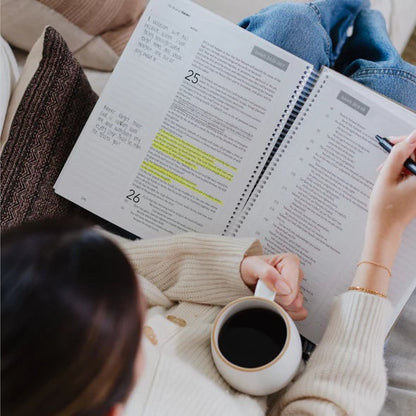 🔥LAST DAY 50% OFF -🙏🏼The Bible In A Year: A 52-Week Journey Through God's Word(✨Hardcover)